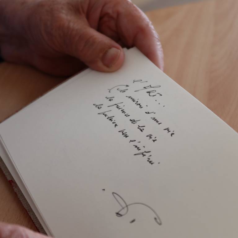 Pensée inscrite dans un carnet de notes 