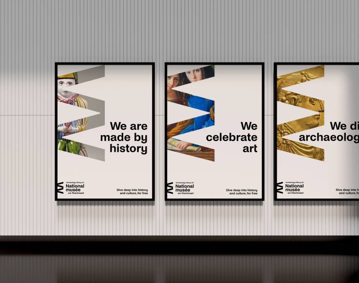 Affichage sur la nouvelle campagne d'identité