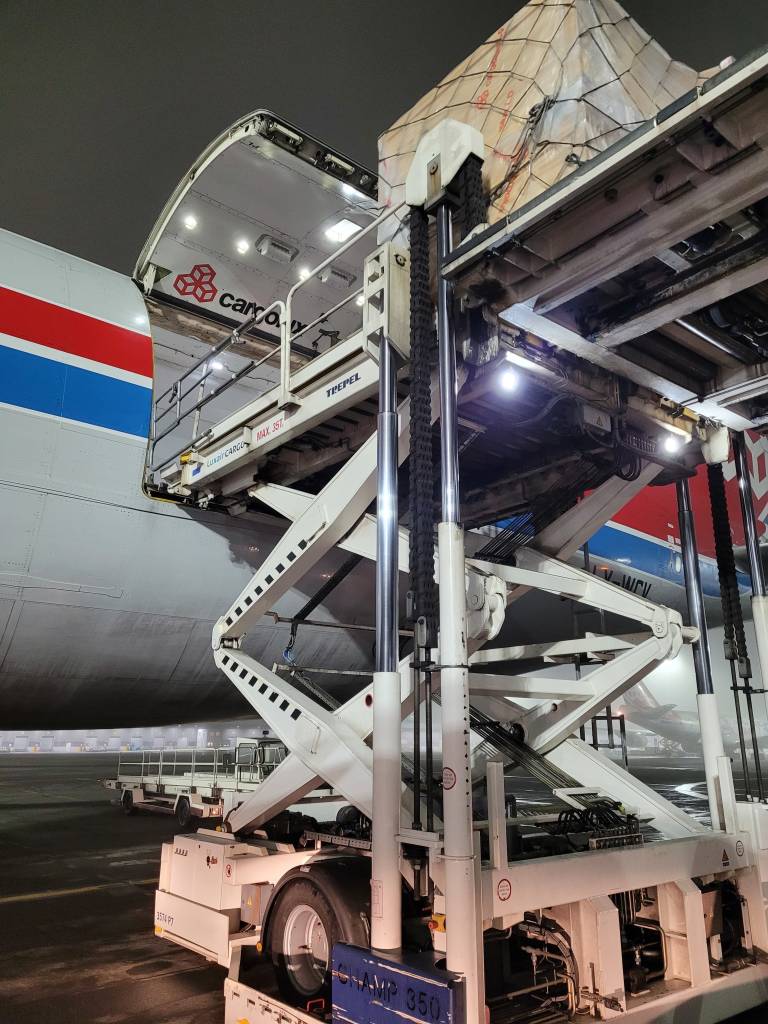 Transport de notre tableau de Picasso du Luxembourg jusqu'aux Etats-Unis